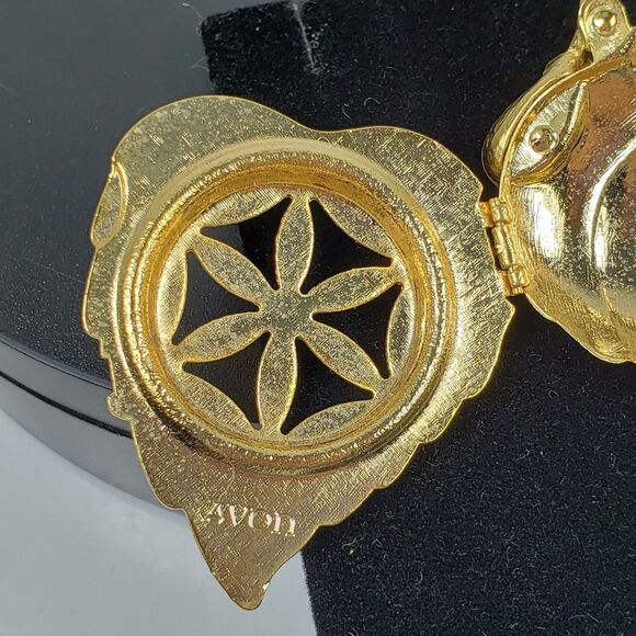 Vintage 1960s AVON Goldtone Faux Pearl On Leaf Creme Perfume Brooch (No Perfume) - Picture 11 of 16